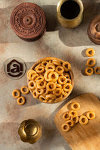 Load image into Gallery viewer, Small rings chips 90GMS
